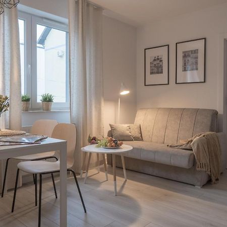 Apartament Clever 1 Kamienica Grochow Варшава Экстерьер фото